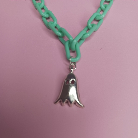 Plastic Mint/Aqua Link Necklace with Ghost Pendant. - Picture 2 of 3